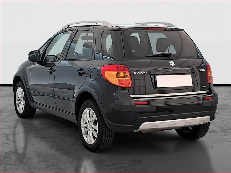 Suzuki SX4 (2013) 1.6 VVT, 4X4, ČR,1.maj - fotka 4 z 18