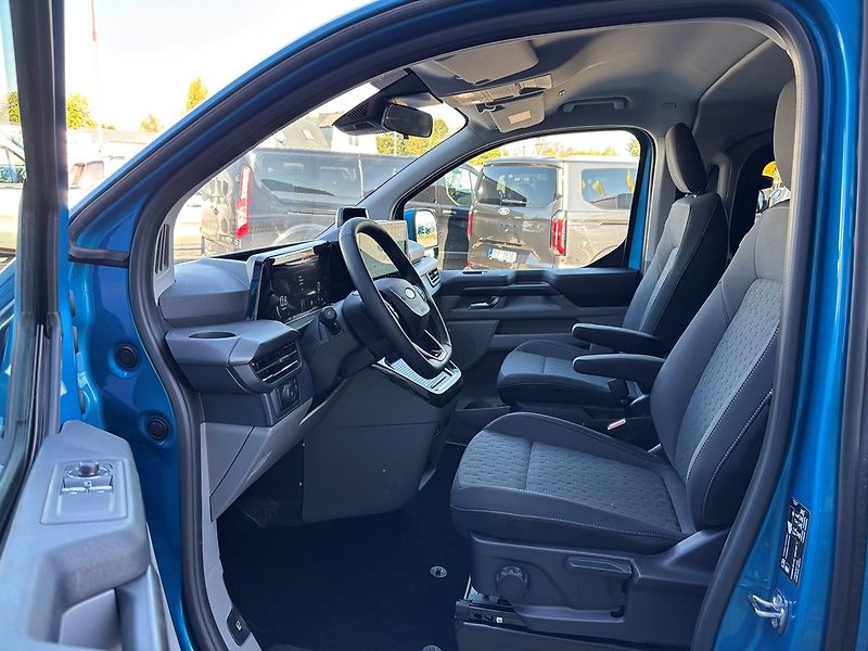 Ford Tourneo Custom (2026) Titanium L1, Tourneo, 2.0 EcoB - fotka 8 z 33