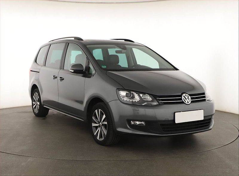 Volkswagen Sharan (2019) 2.0 TDI BMT, Automat, 7 míst - fotografie inzerátu