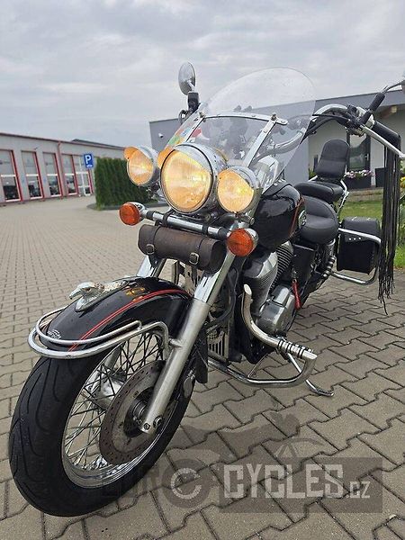Honda VT 750 Shadow (1999) VT 750 C Shadow - fotka 12 z 18