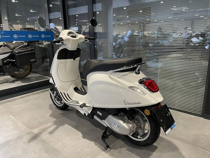 Vespa (2026) Primavera 125 EU5+ - fotka 6 z 9