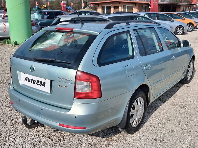 Škoda Octavia (2012) 1.4TSi, 2.maj,ČR, AC, temp - fotka 4 z 18