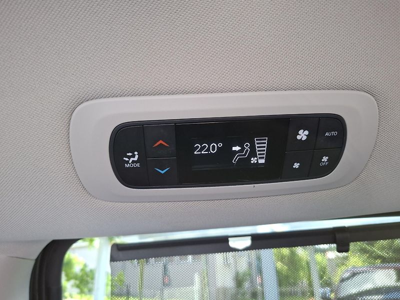 Chrysler Pacifica (2018) 3,6L,Top výbava, REZERVACE - fotka 27 z 44