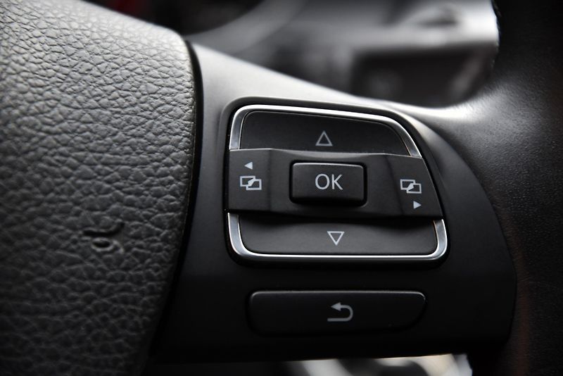 Volkswagen Passat 2.0 TDi CR COMFORTLINE, VÝHŘEV - fotka 14 z 50