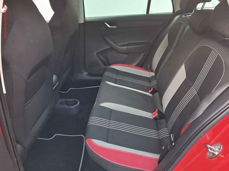 Škoda Rapid (2016) 1.2 TSi, Monte Carlo, panor. - fotka 10 z 17