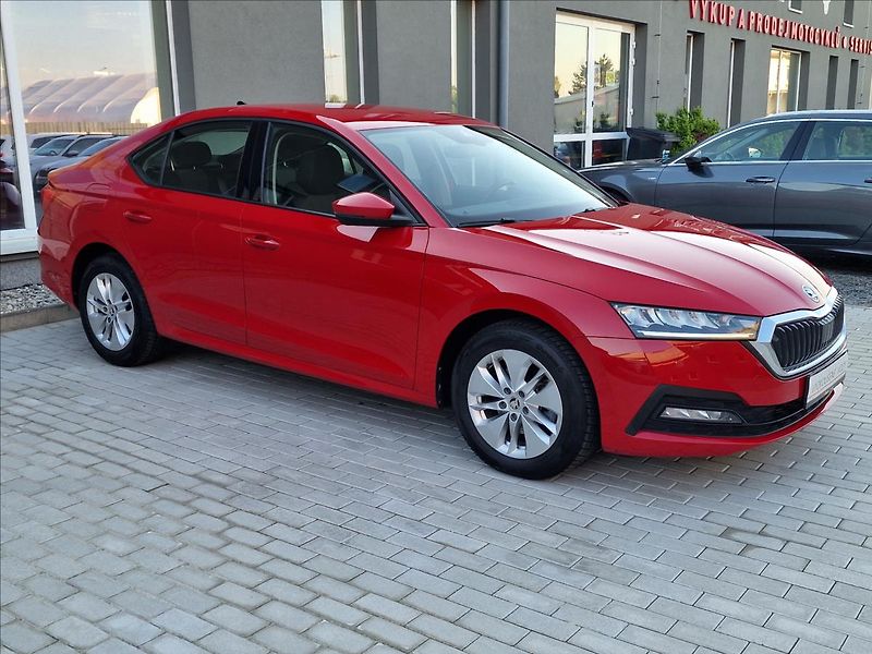 Škoda Octavia 2.0 TDI DSG,REZERVACE - fotka 2 z 50