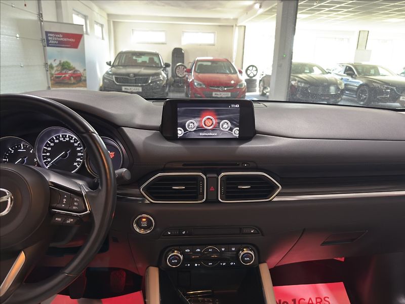 Mazda CX-5 2,2   D AWD REVOLUTION BOSE TO - fotka 29 z 50