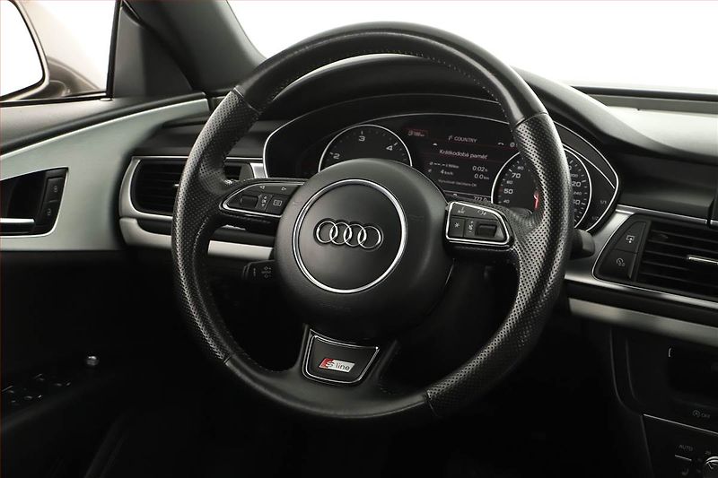 Audi A7 (2011) 3.0 TDI, 4X4, Automat, Kůže - fotka 8 z 16
