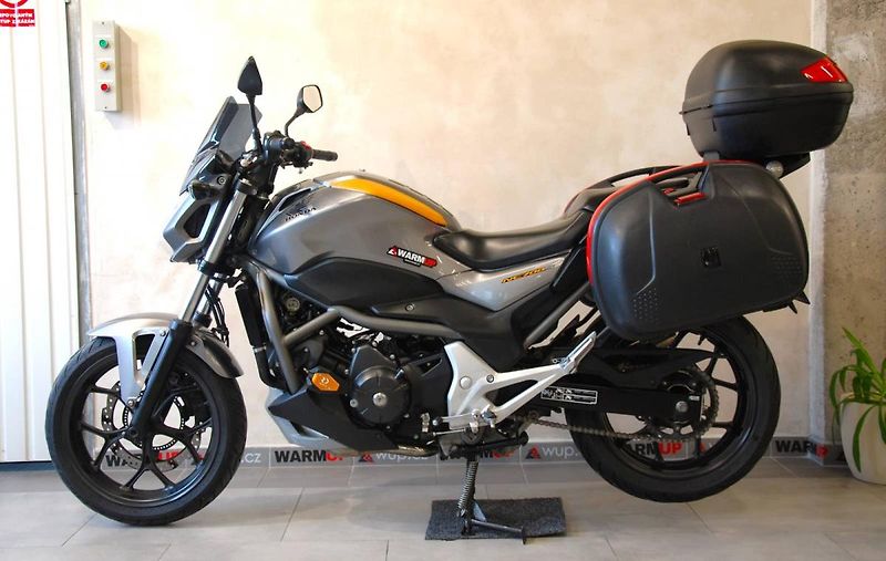 Honda NC 700 S (2014) původ ČR, 35 kW - od 18ti let - fotka 12 z 20