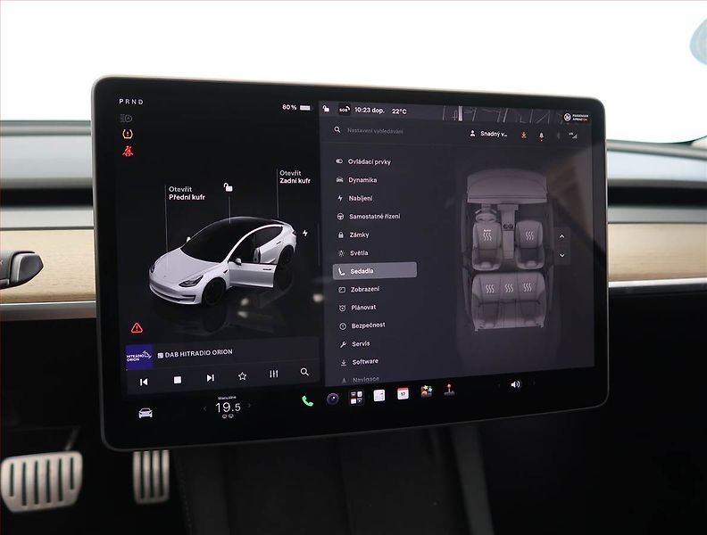 Tesla Model 3 (2023) Long Range 4WD 79kWh, SoH 95% - fotka 23 z 32