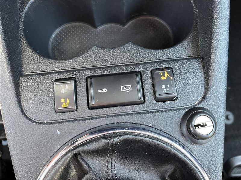Škoda Fabia 1,6 TDi ČR KLIMA ALU 2 x KOLA - fotka 20 z 33