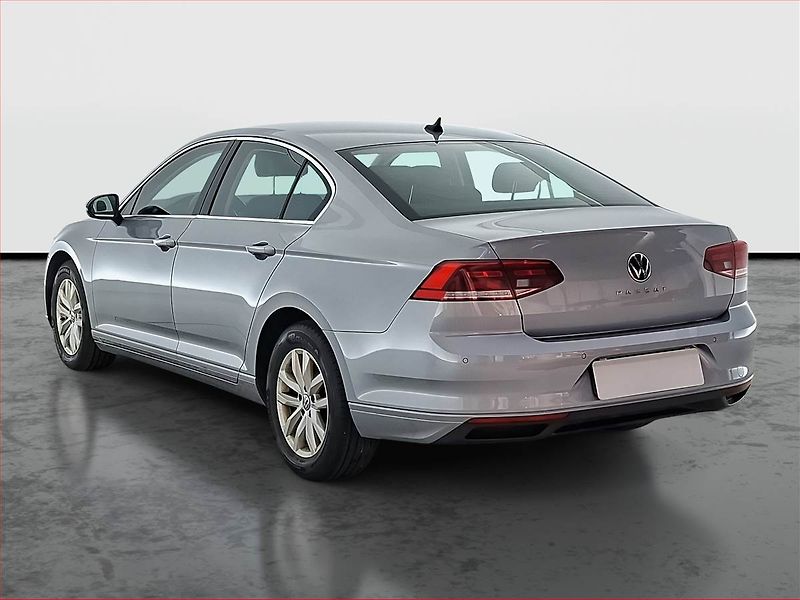 Volkswagen Passat (2022) 2.0 TDI - fotka 4 z 16
