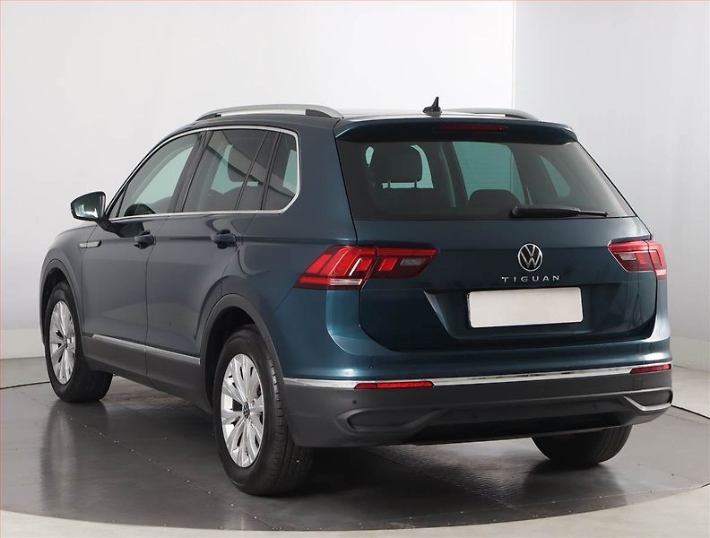 Volkswagen Tiguan (2022) Elegance 1.5 TSI - fotka 4 z 19