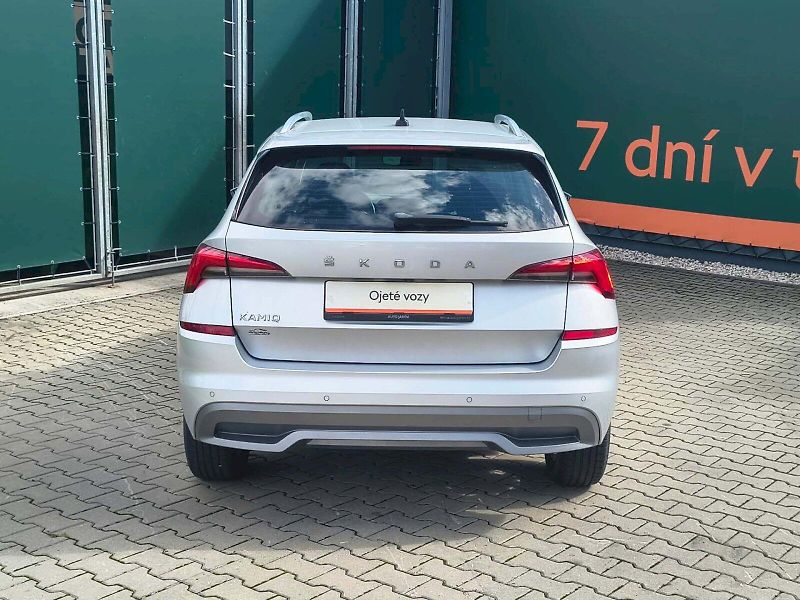 Škoda Kamiq (2021) STYLE 1.0TSI 81KW LED CZ - fotka 9 z 21