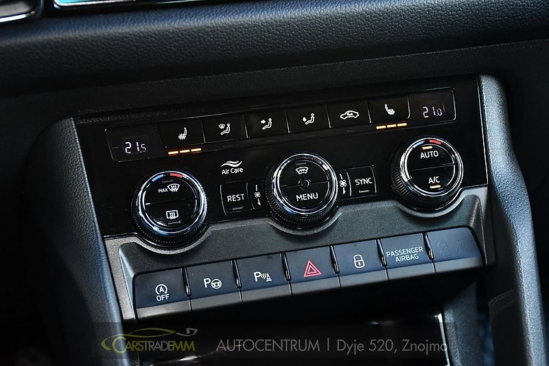 Škoda Kodiaq 2.0TDi 4X4 ACC LED NAV CARPLAY - fotka 32 z 54