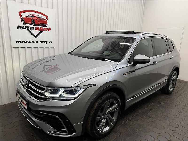 Volkswagen Tiguan Allspace R-LINE 180kW DCC H&K HUD PANO - fotka 2 z 50