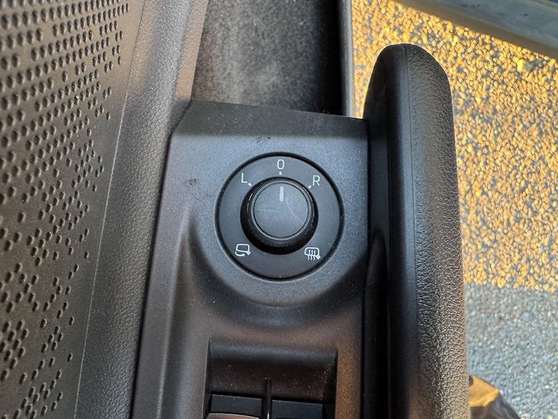 Škoda Enyaq 109 kW 55 kWh Kamera SoH 94,5% - fotka 25 z 27