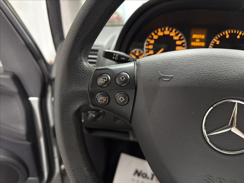 Mercedes-Benz Třídy A 1,7   i AUTOMAT TAŽNÉ ALU STK - fotka 10 z 28