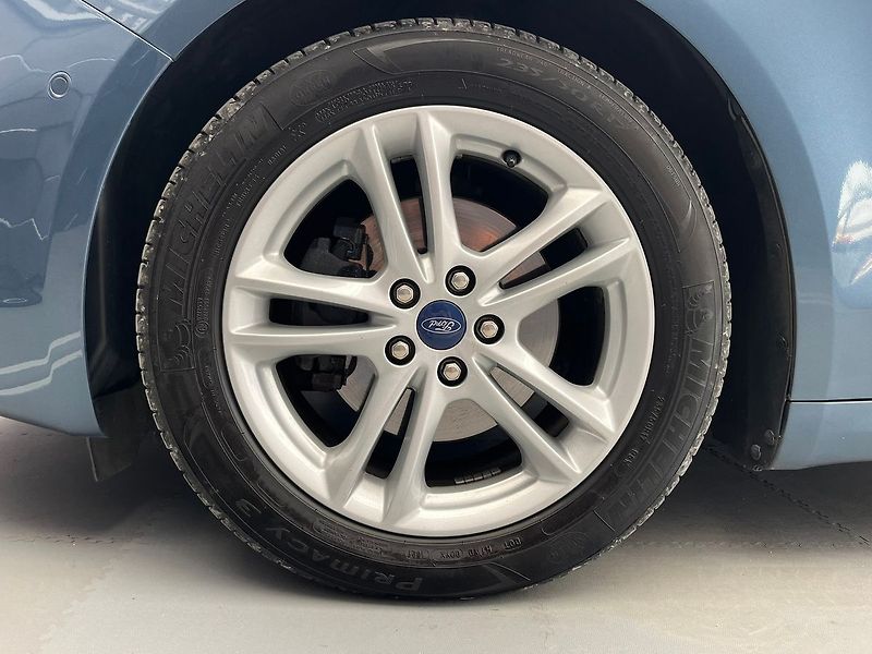 Ford Mondeo 2.0 EB Titanium AWD REZERVACE - fotka 46 z 71
