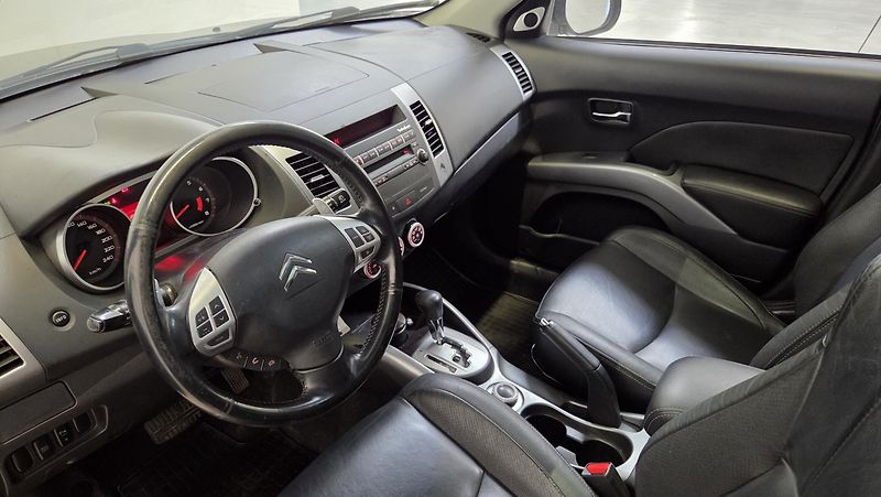 Citroën C-Crosser - fotka 5 z 6