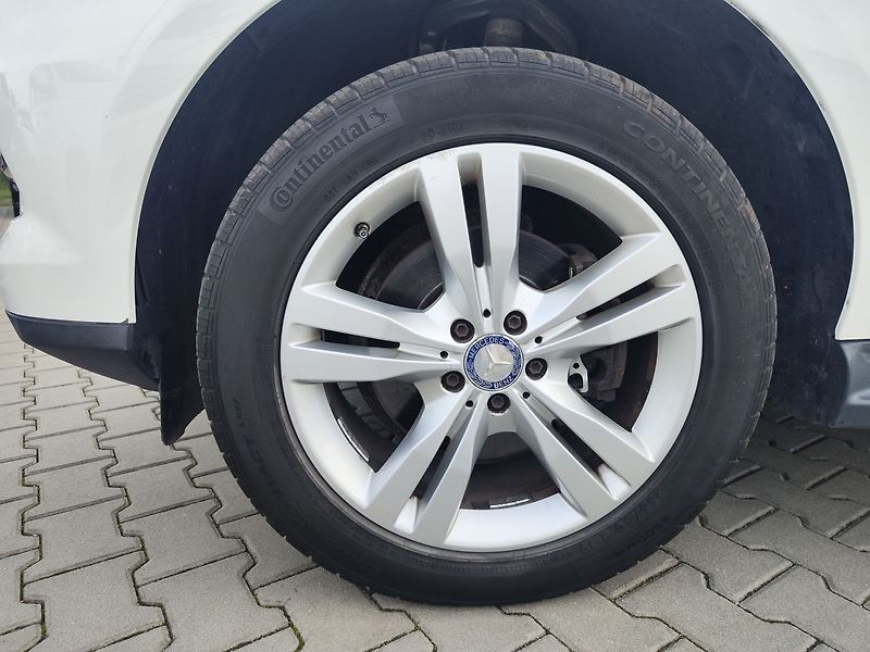 Mercedes-Benz Třídy M 250 CDI/150kW 4Matic AT - fotka 34 z 34