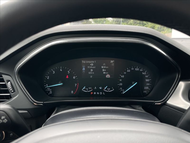Ford Focus 1,0 EcoBoost A7 Combi Titanium - fotka 9 z 21