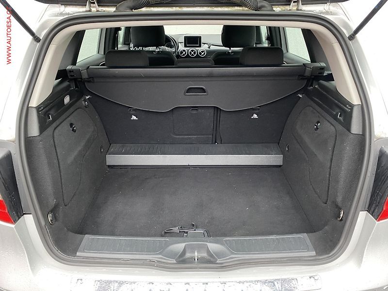 Mercedes-Benz Třídy B (2012) 1.6i B200, AT, bixen, navi, - fotka 7 z 18