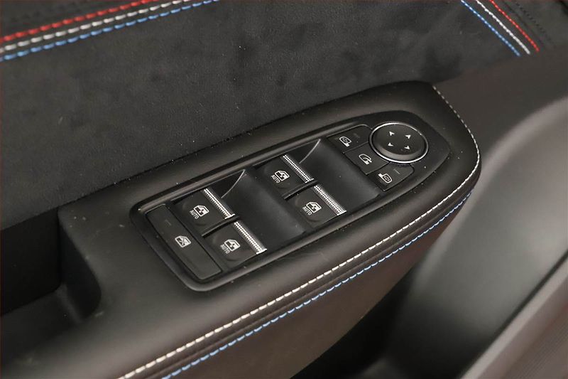 Renault Arkana (2025) 1.3 TCe, Esprit Alpine, FullLe - fotka 17 z 17