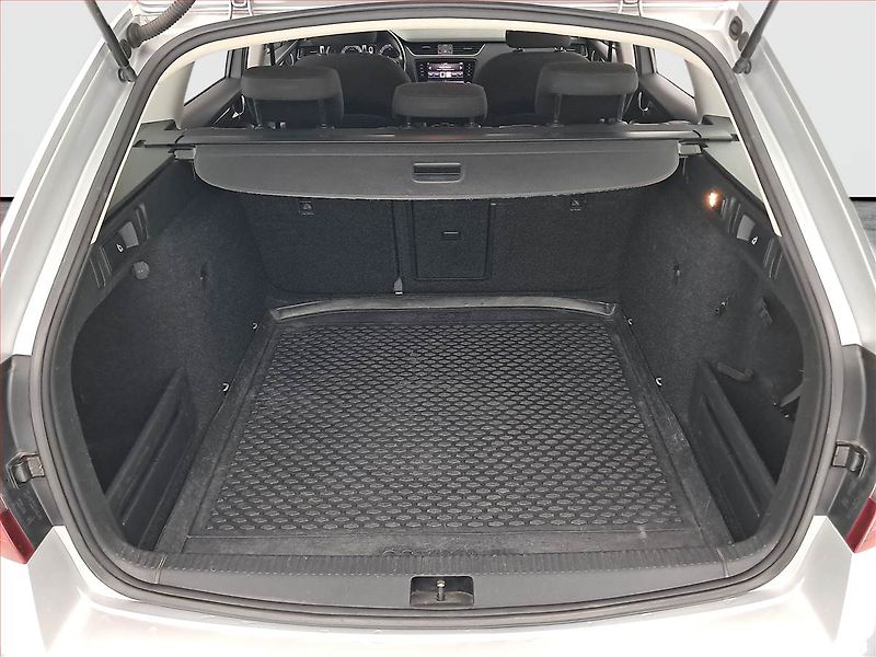 Škoda Octavia (2017) Style 1.0 TSI, Serv.kniha - fotka 14 z 19