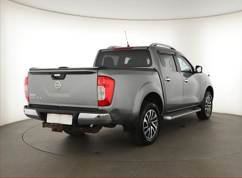 Nissan Navara (2016) 2.3 dCi - fotka 5 z 18