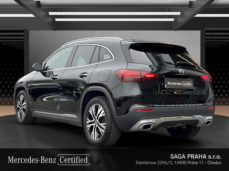 Mercedes-Benz GLA 200 off-road vehicle Progressi - fotka 7 z 21