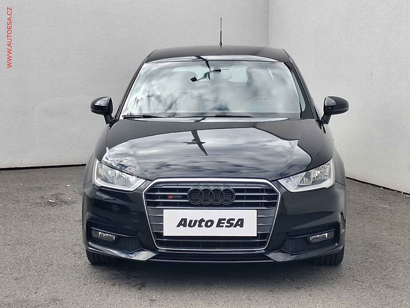 Audi A1 (2016) 1.0 TFSi, 1.maj, AC, navi - fotka 2 z 16