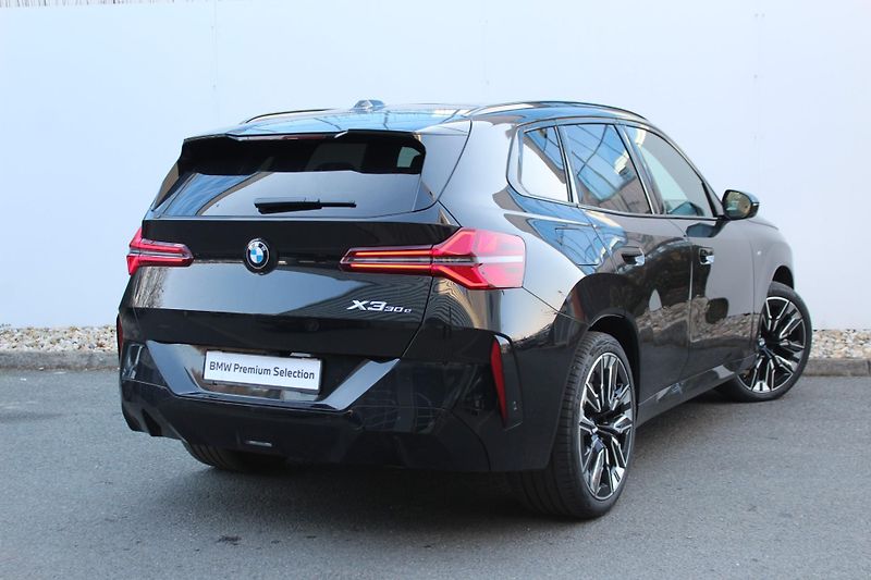 BMW X3 xDrive30e - fotka 2 z 29