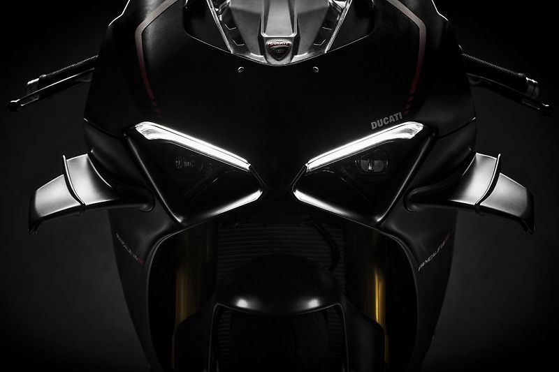 Ducati Panigale V4 S (2021) SP - fotka 26 z 51