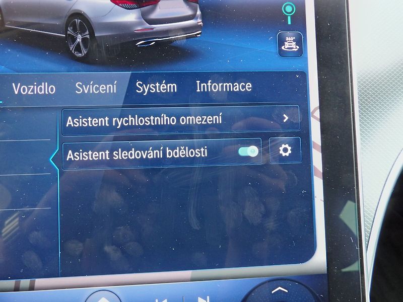 Mercedes-Benz Třídy C 220d A/T 9°LED Virtual Tažné - fotka 14 z 37