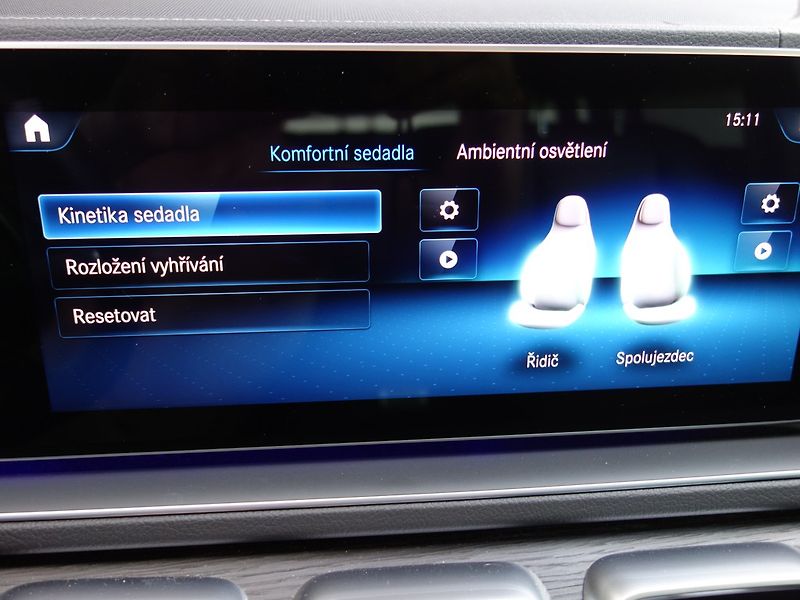 Mercedes-Benz GLS (2023) 400D*PRÉM-PLUS*AMG*PAN*HEAD*CZ - fotka 31 z 50