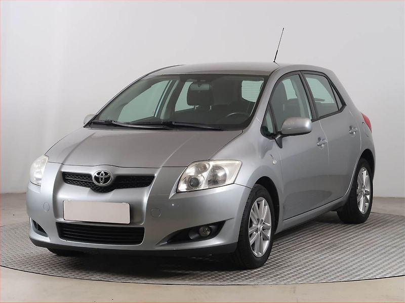 Toyota Auris (2009) 1.6 Dual VVT-i, Serv.kniha - fotka 2 z 15