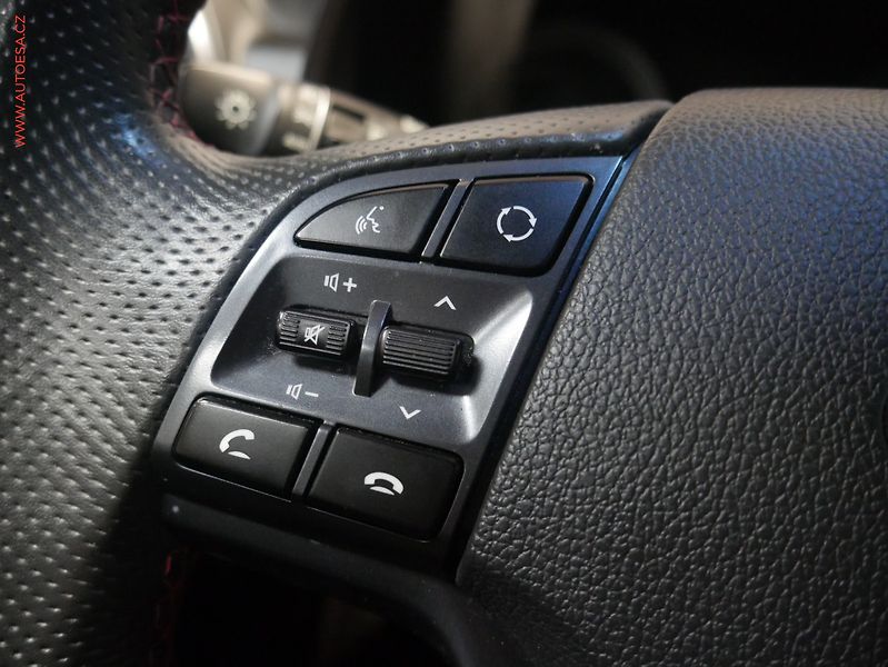 Hyundai Tucson (2020) 2.0 CRDi, ČR, N-Line, AT - fotka 14 z 21