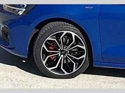 Ford Focus zachycený během oficiálního focení.