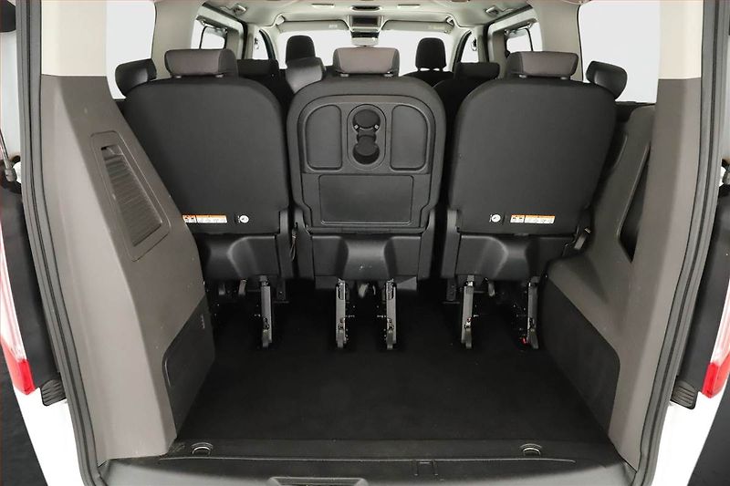 Ford Tourneo Custom (2023) Titanium 2.0 EcoBlue mHEV, ČR - fotka 10 z 14