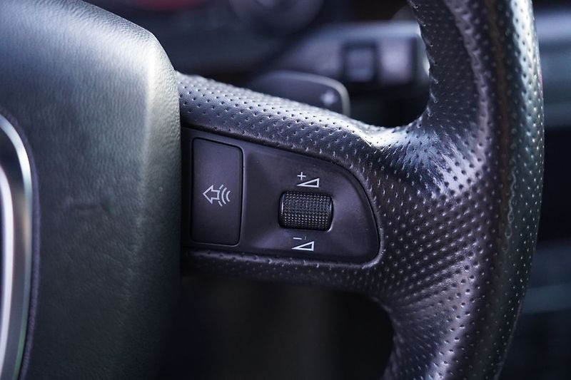 Audi S4 B7 V8 253kW/BOSE/RECARO/MAX VÝ - fotka 37 z 50