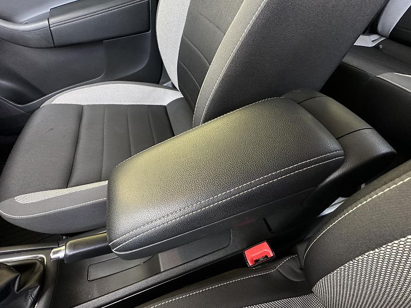 Škoda Rapid (2018) SPACEBACK 1.0TSI/70kW * 2.Maj  - fotka 17 z 35