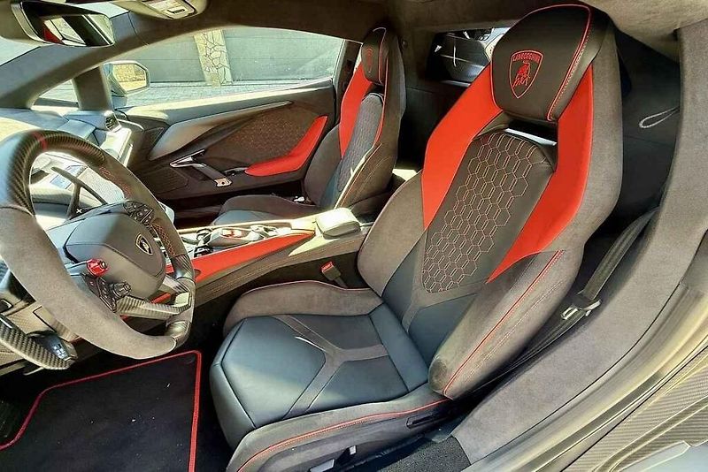 Mercedes-Benz SLS AMG Black Series.