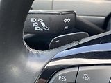 Volkswagen Golf (2020) Variant 2.0 TDI DSG 4Motion Al - náhled 21
