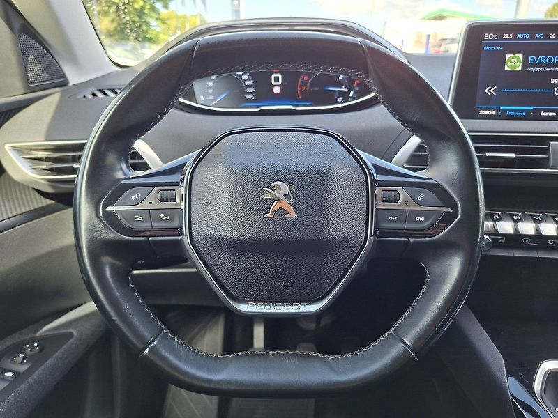 Peugeot 5008 ACTIVE 1,2 PT 130k M6 - fotka 19 z 26