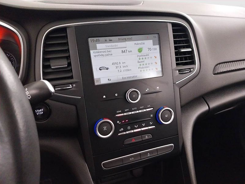 Renault Mégane (2017) Limited 1.2 TCe, Serv.kniha - fotka 12 z 27