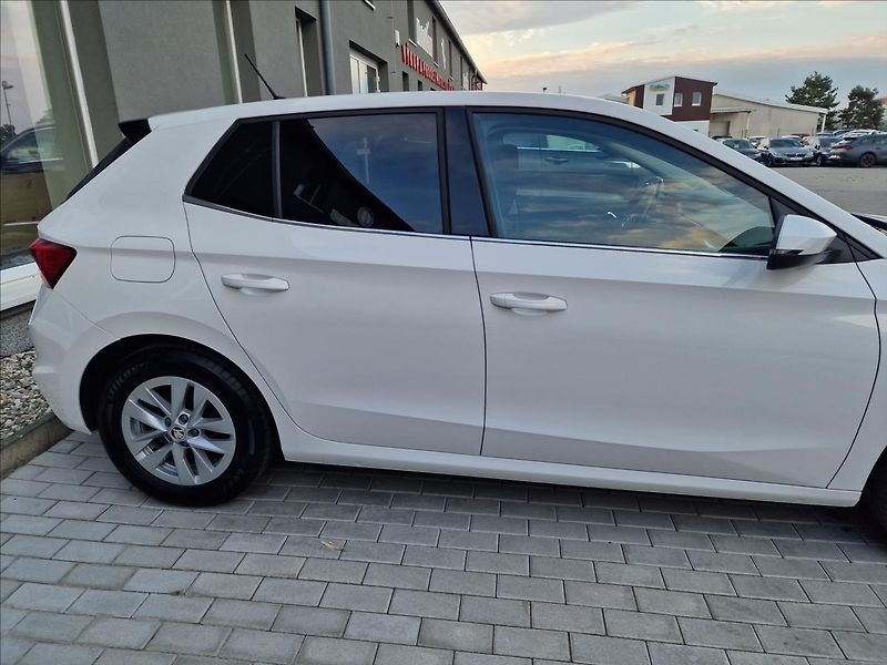 Škoda Fabia 1.0 TSI 81kw Style,ČR,1.Maj. - fotka 42 z 50