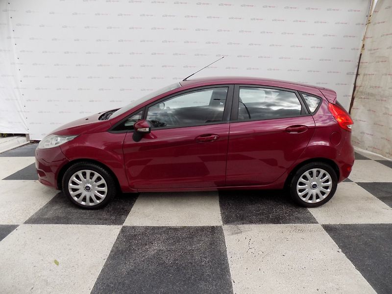 Ford Fiesta (2009) 1.2i/Klimatizace/ - fotka 2 z 32