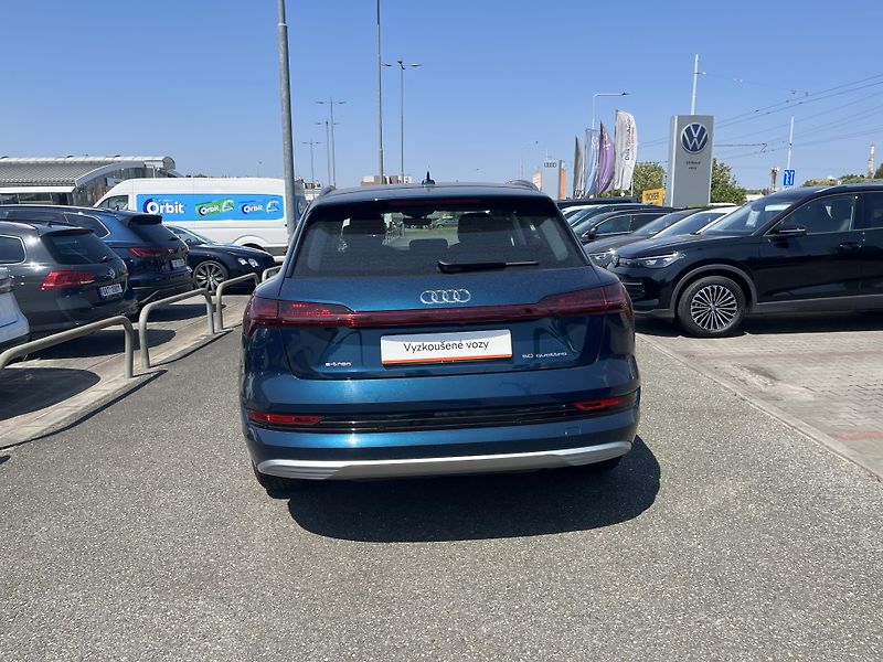 Audi e-tron ADVANCED 50 QUATTRO 230 KW - fotka 9 z 20