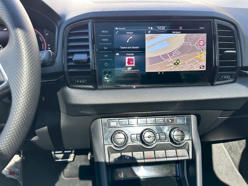 Škoda Karoq (2025) 1.5 TSI 110kW Sportline DSG - fotka 13 z 27